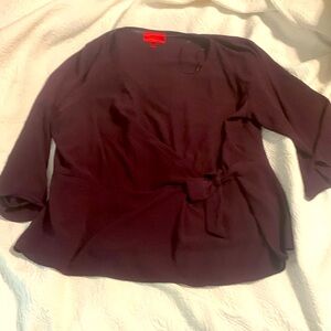 Beautiful top. EUC 2X